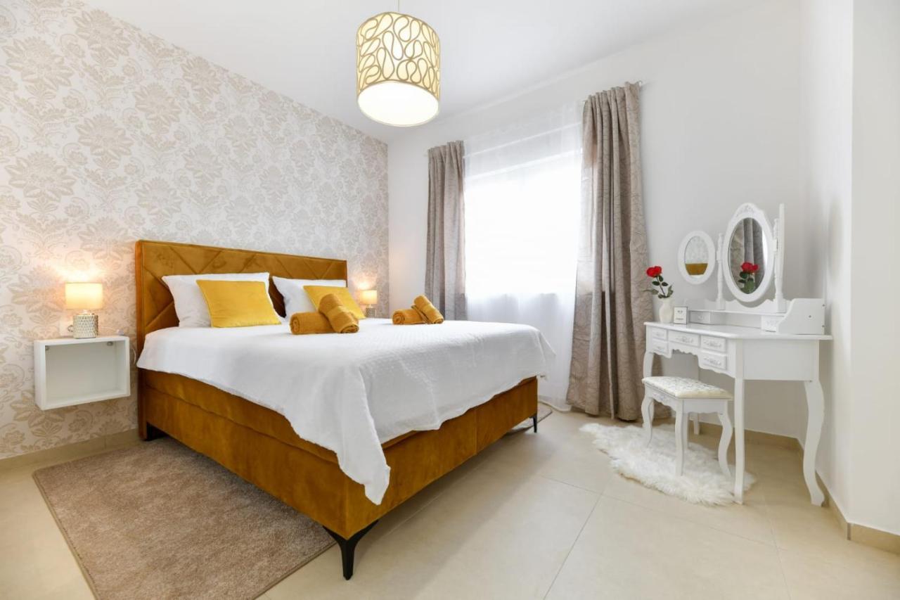 Family Apartment Amare Zadar Dış mekan fotoğraf