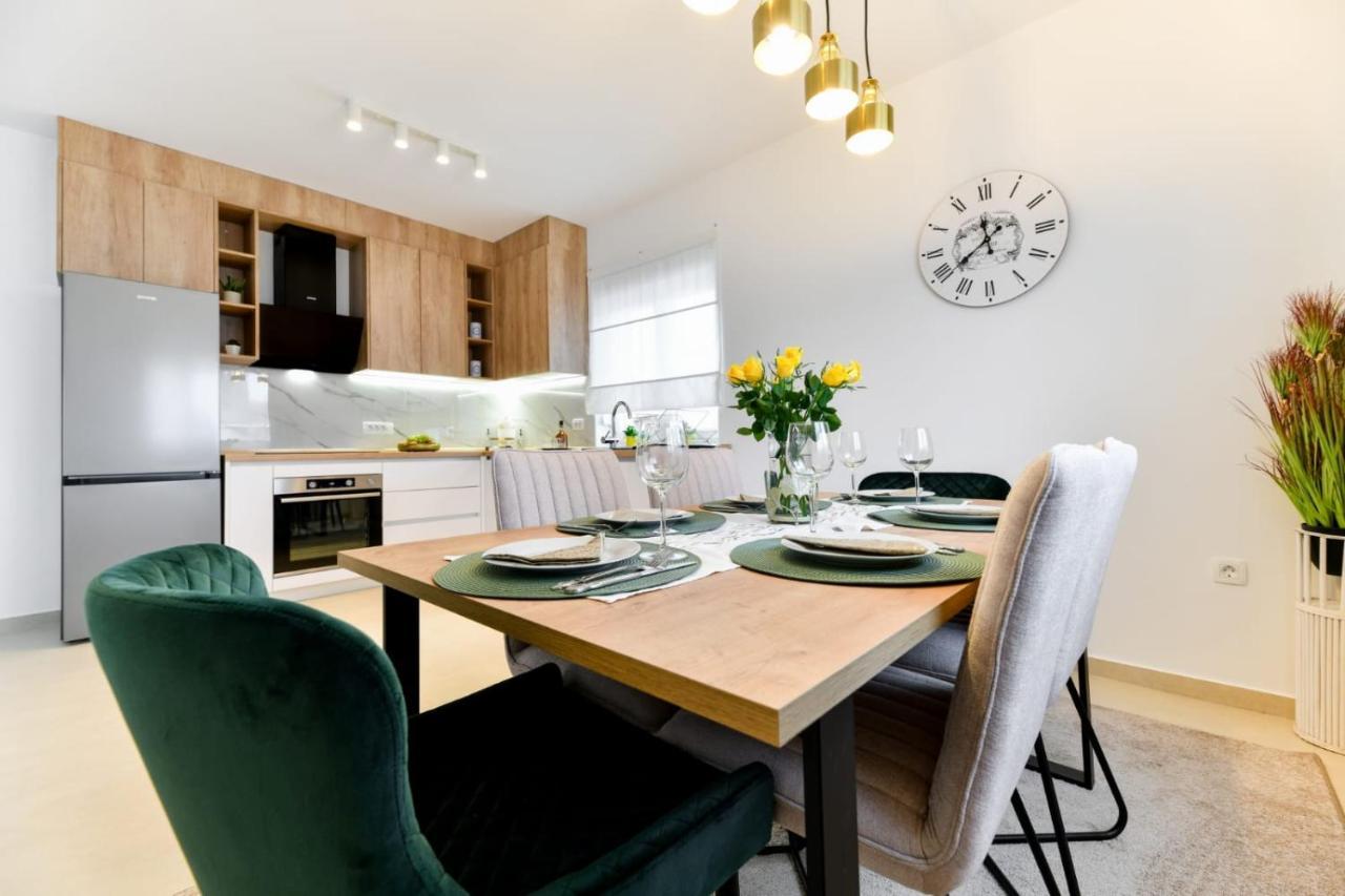 Family Apartment Amare Zadar Dış mekan fotoğraf
