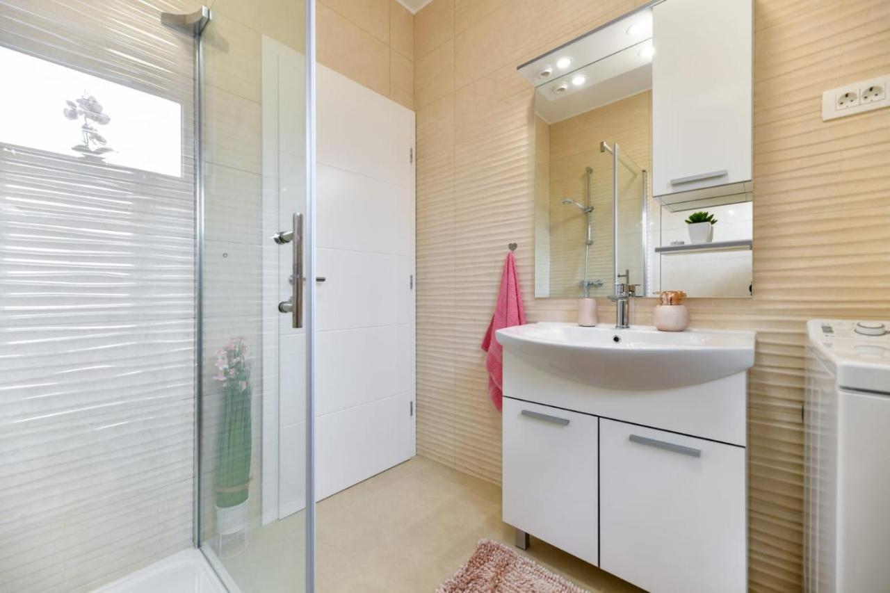 Family Apartment Amare Zadar Dış mekan fotoğraf